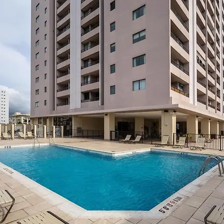 Heart Of Waikiki,1Bdrm,Free Parking, Wifi,No Resort Fees,Youtube,Netflix !
